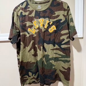 Levi's Camouflage Tee - Green, Brown, and‎ Yellow